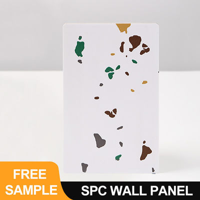 Pannello SPC 600*2440*4mm Pietra impermeabile Plastica Eco-Friendly Legno Grano Chiusura senza saldatura Tavola di decorazione interna